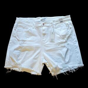 NWT, Judy Blue Women's Shark Bite Mid Rise Denim White Shorts, Size 3XL